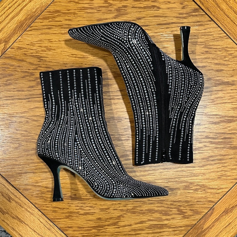 *BETSEY JOHNSON* Black x Silver Juelz Rhinestone Heeled Boots Size 7.5